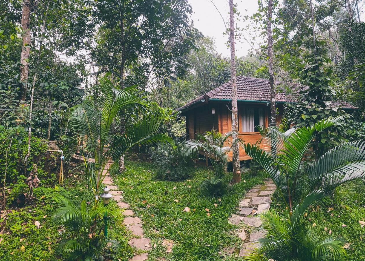 Bamboo Creek Resort Vaduvanchal Exterior photo